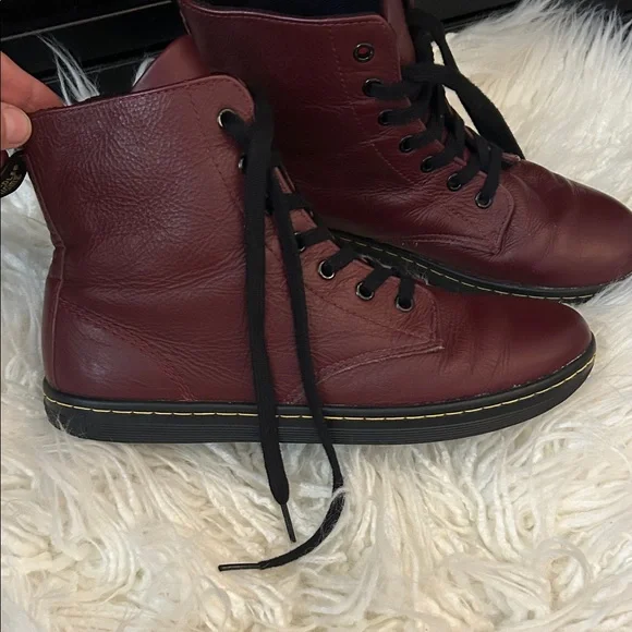 Dr. Marten Leyton Women's 10 Oxblood Red/Burgundy Combat Leather Boots Casual - Picture 2 of 5